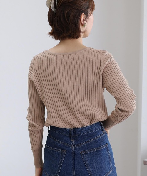 ElegChic(エレグシック)の「リブニットボートネックセーター(ニット/セーター・レディース・ブラック/グレイッシュベージュ/バーガンディー/オフホワイト/ダークグリーン/杢グレー・M/4L/XL)」の19枚目の写真