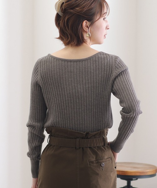 ElegChic(エレグシック)の「リブニットボートネックセーター(ニット/セーター・レディース・ブラック/グレイッシュベージュ/バーガンディー/オフホワイト/ダークグリーン/杢グレー・M/4L/XL)」の20枚目の写真
