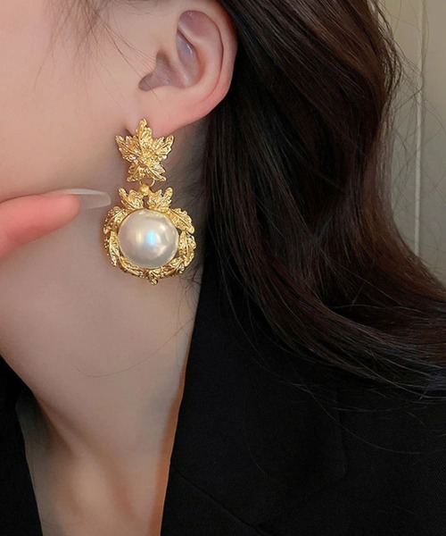 LYEON（リヨン）の「vintage風ピアス（ピアス（両耳用）・レディース・ホワイト/ブラック/レッド/グリーン・FREE）」の5枚目の写真