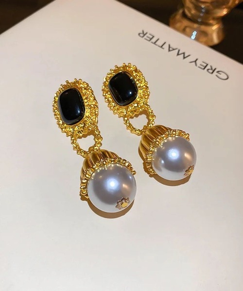 LYEON（リヨン）の「vintage風ピアス（ピアス（両耳用）・レディース・ホワイト/ブラック/レッド/グリーン・FREE）」の8枚目の写真