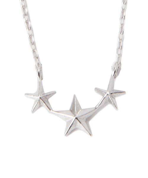 BEAUTY&YOUTH UNITED ARROWS(ビューティーアンドユースユナイテッドアローズ)の「BYSFM 3スターモチーフ ネックレス ◆(ネックレス・レディース・ゴールド/シルバー・フリー)」の2枚目の写真