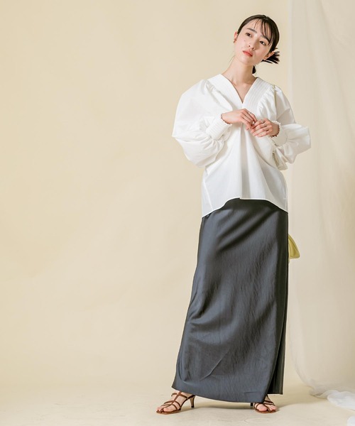 margaux(マルゴー)の「綿混ショルダーギャザーブラウス(シャツ/ブラウス・レディース・オフホワイト/ブルー・FREE)」の10枚目の写真