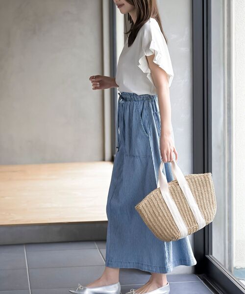 rps（アールピーエス）の「フリルスリーブＴ（Tシャツ/カットソー・レディース・ブラック/サックスブルー/オフホワイト/マスタード/グリーン/オレンジ系その他/グレイッシュベージュ・フリー）」の11枚目の写真