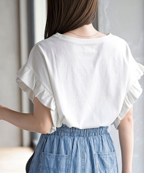 rps（アールピーエス）の「フリルスリーブＴ（Tシャツ/カットソー・レディース・ブラック/サックスブルー/オフホワイト/マスタード/グリーン/オレンジ系その他/グレイッシュベージュ・フリー）」の14枚目の写真