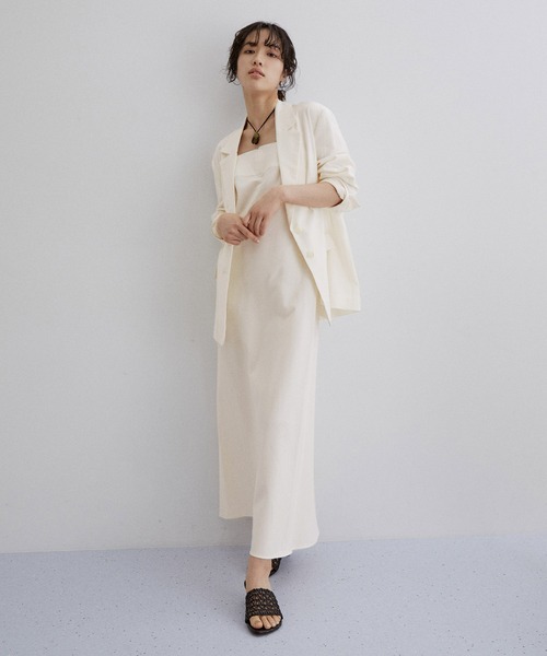 ADAM ET ROPE'(アダムエロペ)の「【sana for ADAM ET ROPE'】別注キャミドレス(ワンピース・レディース・ブラック/ホワイト・FREE)」の9枚目の写真