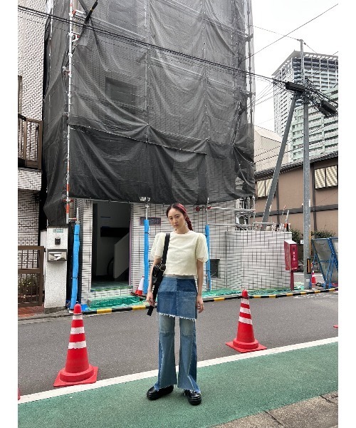 MOUSSY（マウジー）の「TULLE LAYERED TOP / チュールレイヤードトップス（Tシャツ/カットソー・レディース・ライトオレンジ系/ブラック/ターコイズブルー/ホワイト・FREE）」の13枚目の写真