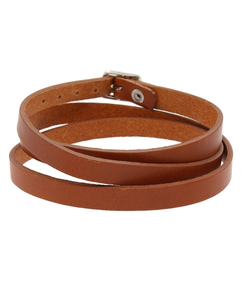 MYE-DO'（マイ・ドゥ）の「カウレザー トリプルブレスレット（ブレスレット・メンズ・ブラウン/ダークブラウン/ベージュ/レッド/ホワイト/ブラック・FREE）」の4枚目の写真