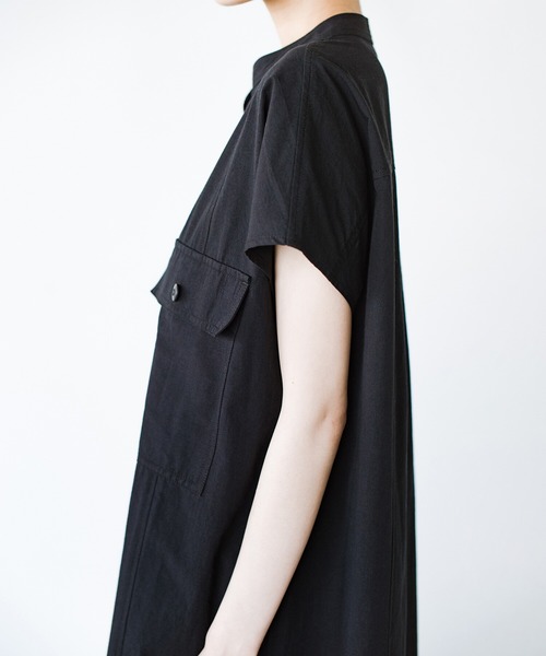 haco!(ハコ)の「ポケットには夢と希望とハートが詰まっている!シャツワンピース haco! FACTORY with ah(attach heart)!(シャツワンピース・レディース・カーキ/ブラック・1/2)」の12枚目の写真