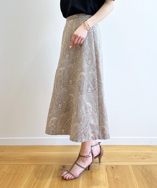 OPAQUE.CLIP(オペークドットクリップ)の「◆ペイズリーフレアスカート【洗濯機洗い可】(スカート・レディース・ベージュ系/カーキ系・42/38/40)」の18枚目の写真