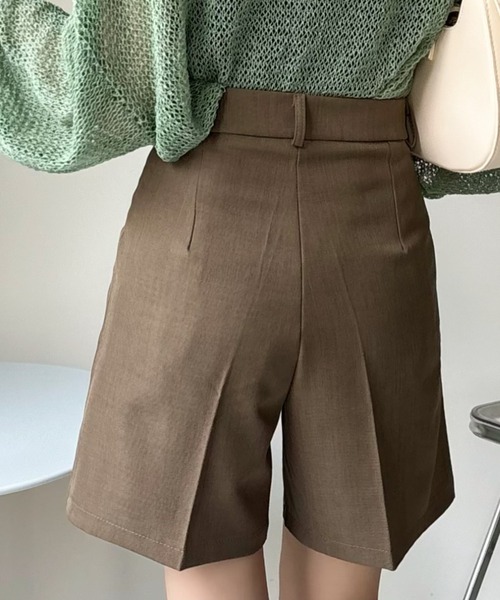 Ada.(エイダ)の「コーデの鉄板アイテム! ベーシック ハーフパンツ(その他パンツ・レディース・ブラック/ブラウン/ベージュ/グレー/アイボリー・S/M)」の9枚目の写真