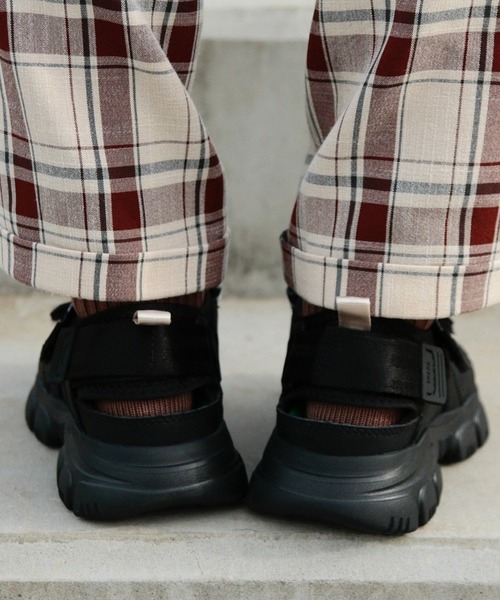 SHAKA（シャカ）の「SHAKA SK-217GD OTTER TRAIL AT for GOOD DEAL 別注スニーカーサンダル（スニーカー・レディース・ブラック系その他・22cm/23cm/24cm/25cm/26cm/27cm/28cm）」の6枚目の写真