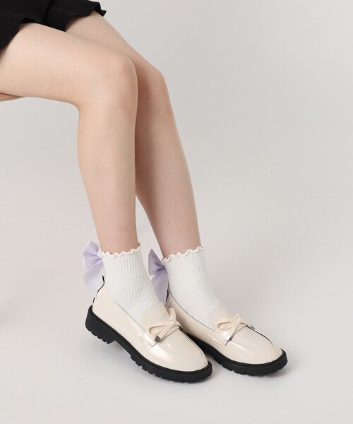 cs T&P（シーエスティーアンドピー）の「リボン付きローファーパンプス（パンプス・レディース・ブラック系1/アイボリー系1/ブラック・LL/L/S/M）」の21枚目の写真
