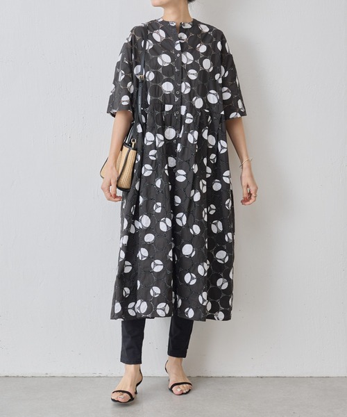 BEARDSLEY(ビアズリー)の「ドットパターンシャツワンピース(シャツワンピース・レディース・ブラック・FREE)」の2枚目の写真