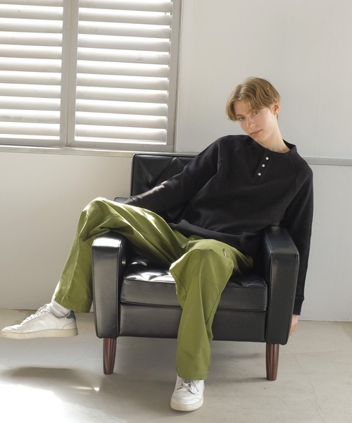 FRUIT OF THE LOOM（フルーツオブザルーム）の「サーマルラグランロン T （ヘンリー) / 長袖 / トップス / シンプル / カジュアル / 無地 / ユニセックス（Tシャツ/カットソー・メンズ・オレンジ/ブラック/パープル/グレー/ホワイト・M/XL/L）」の10枚目の写真