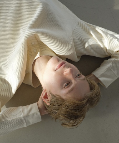 FRUIT OF THE LOOM（フルーツオブザルーム）の「サーマルラグランロン T （ヘンリー) / 長袖 / トップス / シンプル / カジュアル / 無地 / ユニセックス（Tシャツ/カットソー・メンズ・オレンジ/ブラック/パープル/グレー/ホワイト・M/XL/L）」の19枚目の写真