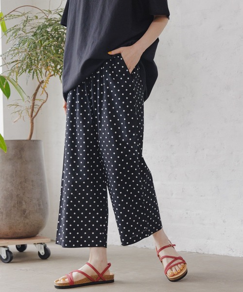 studio CLIP（スタディオクリップ）の「【撥水/接触冷感/速乾】夏のお手入れらくらくワイドパンツ（その他パンツ・レディース・ブラック/カーキ/ベージュ/その他1/その他2・MEDIUM/LARGE/XX-LARGE/X-LARGE/XXX-LARGE）」の5枚目の写真