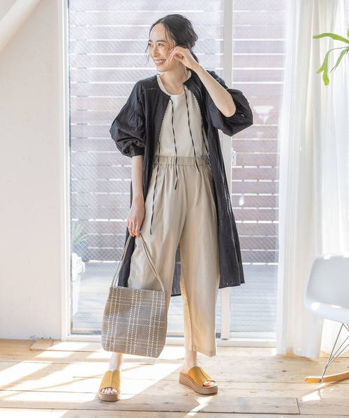 studio CLIP（スタディオクリップ）の「【撥水/接触冷感/速乾】夏のお手入れらくらくワイドパンツ（その他パンツ・レディース・ブラック/カーキ/ベージュ/その他1/その他2・MEDIUM/LARGE/XX-LARGE/X-LARGE/XXX-LARGE）」の9枚目の写真