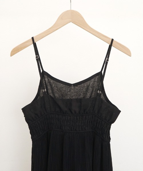 flower(フラワー)の「クラシックプリーツワンピース(ワンピース・レディース・ベージュ/ブラック・FREE)」の19枚目の写真