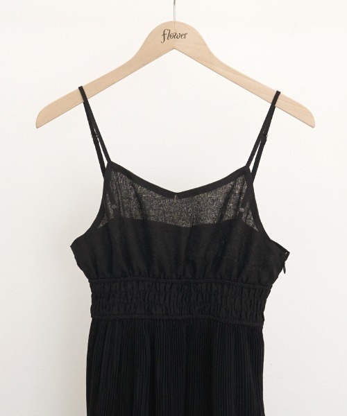 flower(フラワー)の「クラシックプリーツワンピース(ワンピース・レディース・ベージュ/ブラック・FREE)」の20枚目の写真