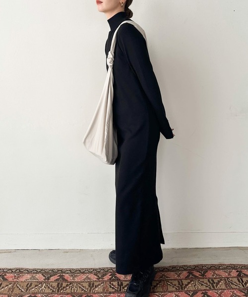 select MOCA by son(セレクトモカバイソン)の「フィンガースリーブプチハイリブワンピース≪スタイルアップ≫(ワンピース・レディース・ブラック/ベージュ/スミクロ/ブラウン・FREE/SMALL/LARGE)」の10枚目の写真