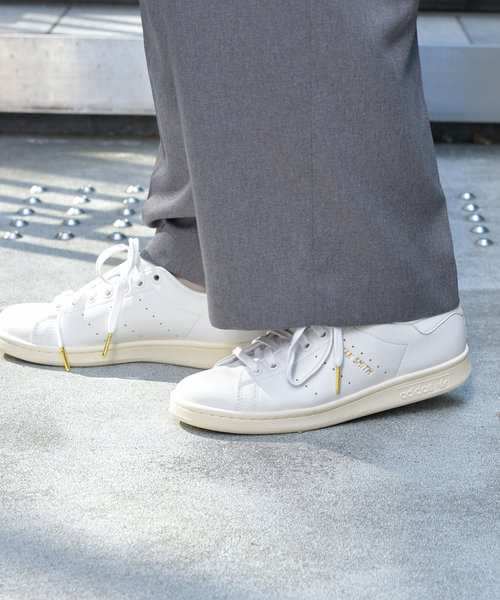 adidas(アディダス)の「【ADIDAS/アディダス】STANSMITH FSスニーカー(スニーカー・レディース・ホワイト・24.5cm/23.5cm/24cm)」の1枚目の写真