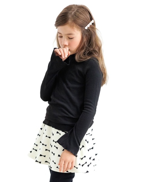 Bee des Bee（ビーデスビー）の「フレア袖メロウハイネックプルオーバー（その他トップス・キッズ・ブラック/ピンク/杢グレー・130cm/150cm/110cm/140cm/120cm/100cm）」の9枚目の写真