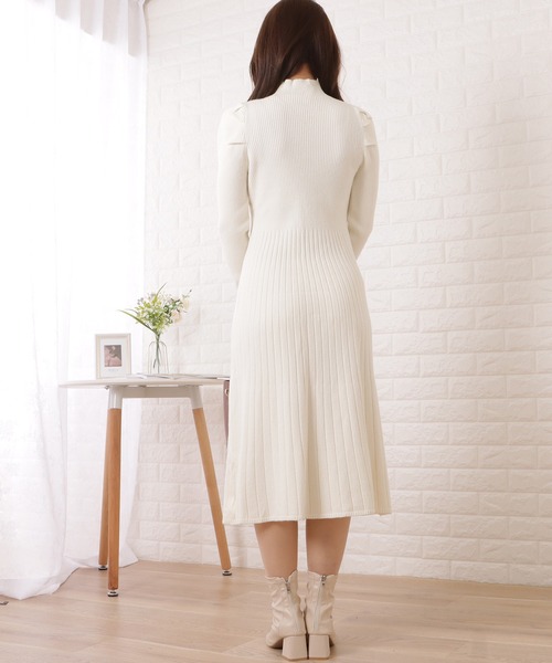 Lace Ladies(レースレディース)の「プチハイネックリブニットカットアウトワンピース(ワンピース・レディース・ベージュ/ブラック/ホワイト・FREE)」の20枚目の写真
