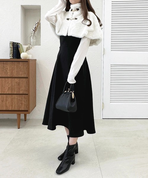 apres jour（アプレジュール）の「フェイクファーショート