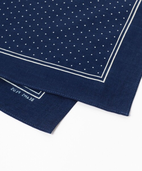 BEAMS PLUS（ビームスプラス）の「BEAMS PLUS / コットン バンダナ（ブルー）（ハンカチ/ハンドタオル・メンズ・その他1/その他・ONE SIZE）」の3枚目の写真