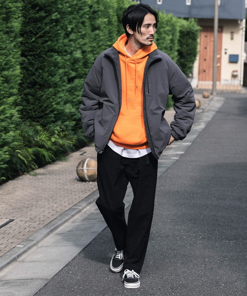 URBAN RESEARCH（アーバンリサーチ）の「『UR TECH』『蓄熱』ボアリバーシブルブルゾン（ブルゾン・メンズ・ブラック/チャコールグレー・MEDIUM/LARGE）」の19枚目の写真