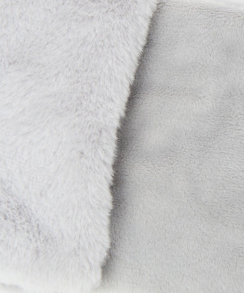 GLOBAL WORK（グローバルワーク）の「洗えるフワフワネックウォーマー/983939（ネックウォーマー/スヌード・キッズ・ブルーグレー/ライトベージュ・FREE）」の6枚目の写真