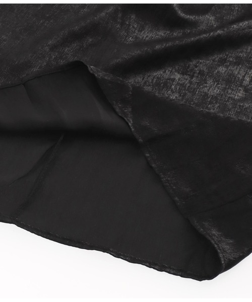 LATINA（ラティーナ）の「バックリボン メタリック ハイネック ブラウス 長袖（シャツ/ブラウス・レディース・ブラック・FREE）」の2枚目の写真