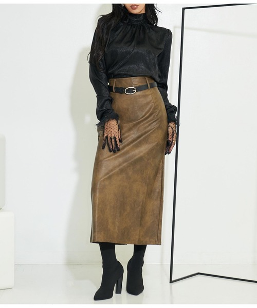 LATINA（ラティーナ）の「バックリボン メタリック ハイネック ブラウス 長袖（シャツ/ブラウス・レディース・ブラック・FREE）」の8枚目の写真