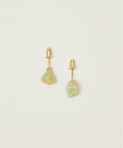 unsheer(アンシアー)の「gem stone pierce(ピアス(両耳用)・レディース・ホワイト×シルバー/ローズ系1/ライトグリーン系1/ローズ系2/ライトグリーン系2/ライトイエロー系2/ライトイエロー系1/ホワイト×ゴールド・FREE)」の5枚目の写真