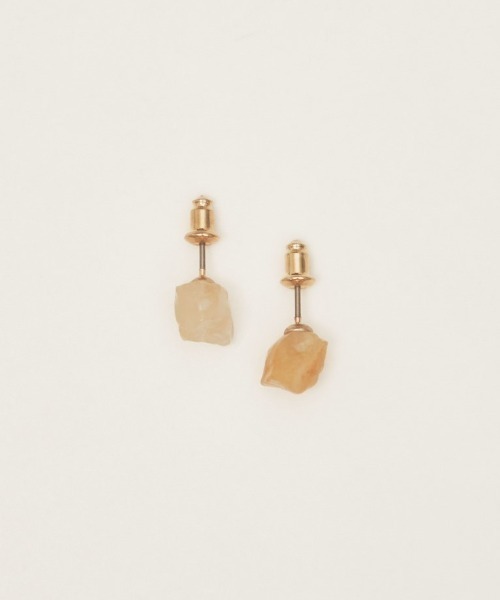 unsheer(アンシアー)の「gem stone pierce(ピアス(両耳用)・レディース・ホワイト×シルバー/ローズ系1/ライトグリーン系1/ローズ系2/ライトグリーン系2/ライトイエロー系2/ライトイエロー系1/ホワイト×ゴールド・FREE)」の2枚目の写真