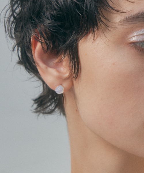 unsheer(アンシアー)の「gem stone pierce(ピアス(両耳用)・レディース・ホワイト×シルバー/ローズ系1/ライトグリーン系1/ローズ系2/ライトグリーン系2/ライトイエロー系2/ライトイエロー系1/ホワイト×ゴールド・FREE)」の10枚目の写真