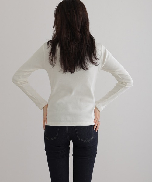 ElegChic(エレグシック)の「ハイネックリブプルオーバー(Tシャツ/カットソー・レディース・オフホワイト/ブラック/ベージュ・M/L/XL/3L/4L)」の14枚目の写真