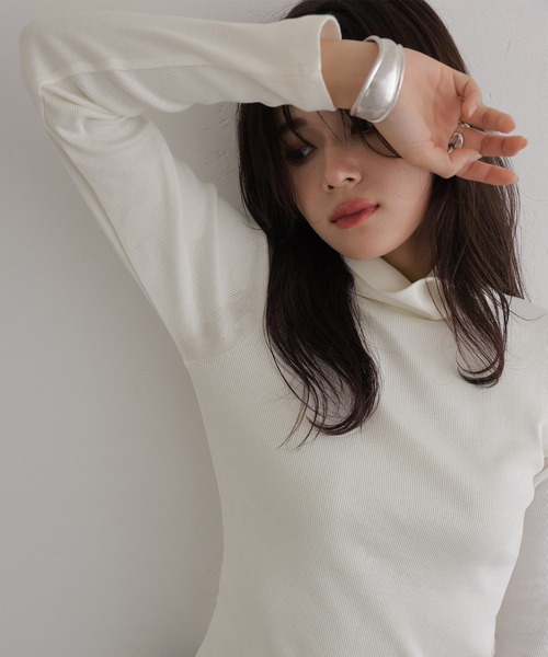 ElegChic(エレグシック)の「ハイネックリブプルオーバー(Tシャツ/カットソー・レディース・オフホワイト/ブラック/ベージュ・M/L/XL/3L/4L)」の15枚目の写真