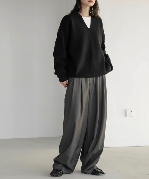 Theater code（シアターコード）の「▲deep v neck knit pullover / ディープ V ネック ニット プルオーバー（ニット/セーター・メンズ・ブラック・2/3）」の5枚目の写真