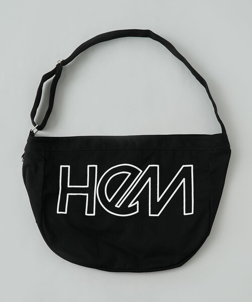 HeM（ヘム）の「HeM（ヘム）別注ニュースペーパーバッグ／メッセンジャーバッグ（ショルダーバッグ・メンズ・ブラック/ダークグリーン/ネイビー/オフホワイト・FREE）」の8枚目の写真