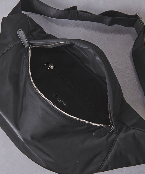 STANDARD SUPPLY(スタンダードサプライ)の「【別注】<STANDARD SUPPLY> ウエストバッグ Lサイズ(ボディバッグ/ウエストポーチ・メンズ・ブラック/ダークグレー・FREE)」の8枚目の写真