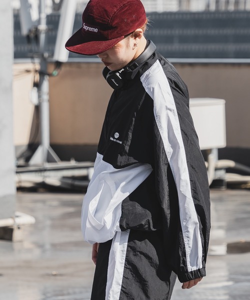 kutir(クティール)の「【M,L2サイズ】刺繍ロゴ配色ナイロンブルゾン(ブルゾン・レディース・グレー/ブラック/ネイビー・MEDIUM/LARGE)」の5枚目の写真