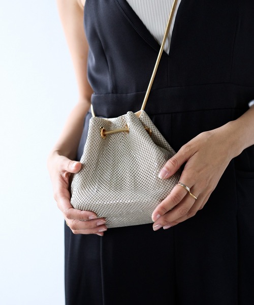 &Robu.（アンドロブ）の「メタルメッシュ2WAYミニバッグ 結婚式