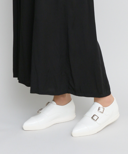 RODE SKO（ロデスコ）の「RODE SKO ILANA ポインテッドモンクシューズ（その他シューズ・レディース・ブラック/ホワイト・38/36/37）」の14枚目の写真