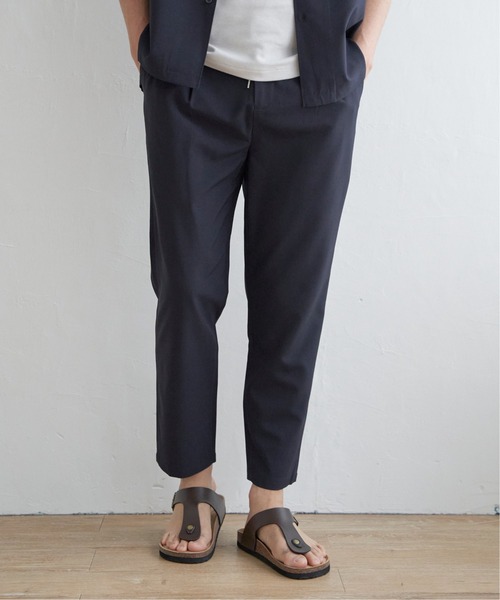 ikka(イッカ)の「【イージーケア/セットアップ対応】Reflax(R) リラックスイージーアンクルパンツ(その他パンツ・メンズ・チャコールグレー/グリーン/ダークネイビー/ベージュ・S/M/L/XL)」の4枚目の写真