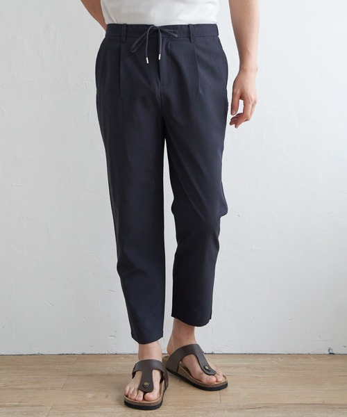 ikka(イッカ)の「【イージーケア/セットアップ対応】Reflax(R) リラックスイージーアンクルパンツ(その他パンツ・メンズ・チャコールグレー/グリーン/ダークネイビー/ベージュ・S/M/L/XL)」の7枚目の写真