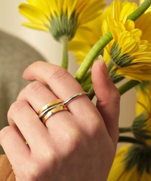 ANOH（アノー）の「コンビカラーWフィンガーリング（リング）」