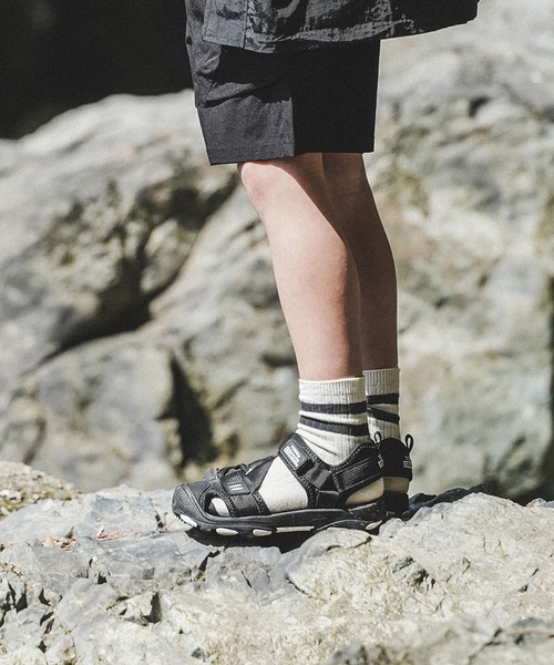 BAYFLOW（ベイフロー）の「[軽量！滑りにくく安心！]ガードテープサンダル(KIDS)（サンダル・キッズ・ブラック/カーキ/マルチ/シルバー/パープル/その他2/グリーン・17cm/18cm/19cm/20cm/21cm/22cm/23cm/23.0cm/22.0cm/18.0cm/20.0cm/21.0cm/17.0cm/19.0cm）」の2枚目の写真