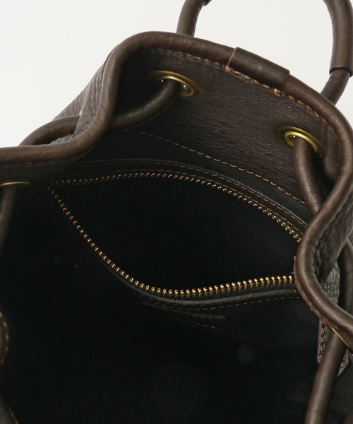 EDIFICE(エディフィス)の「【S.MANO / エス マーノ】DRAWSTRING BAG SMALL(ショルダーバッグ・メンズ・ブラウン・FREE)」の9枚目の写真