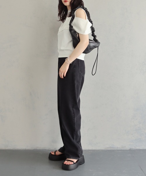 cheriella（シェリエラ）の「【cheriella】2WAYドロストショルダーバッグ 2-WAY DRAWSTRING SHOULDER BAG（ハンドバッグ・レディース・シルバー/ブラック/アイボリー・ONESIZE）」の19枚目の写真